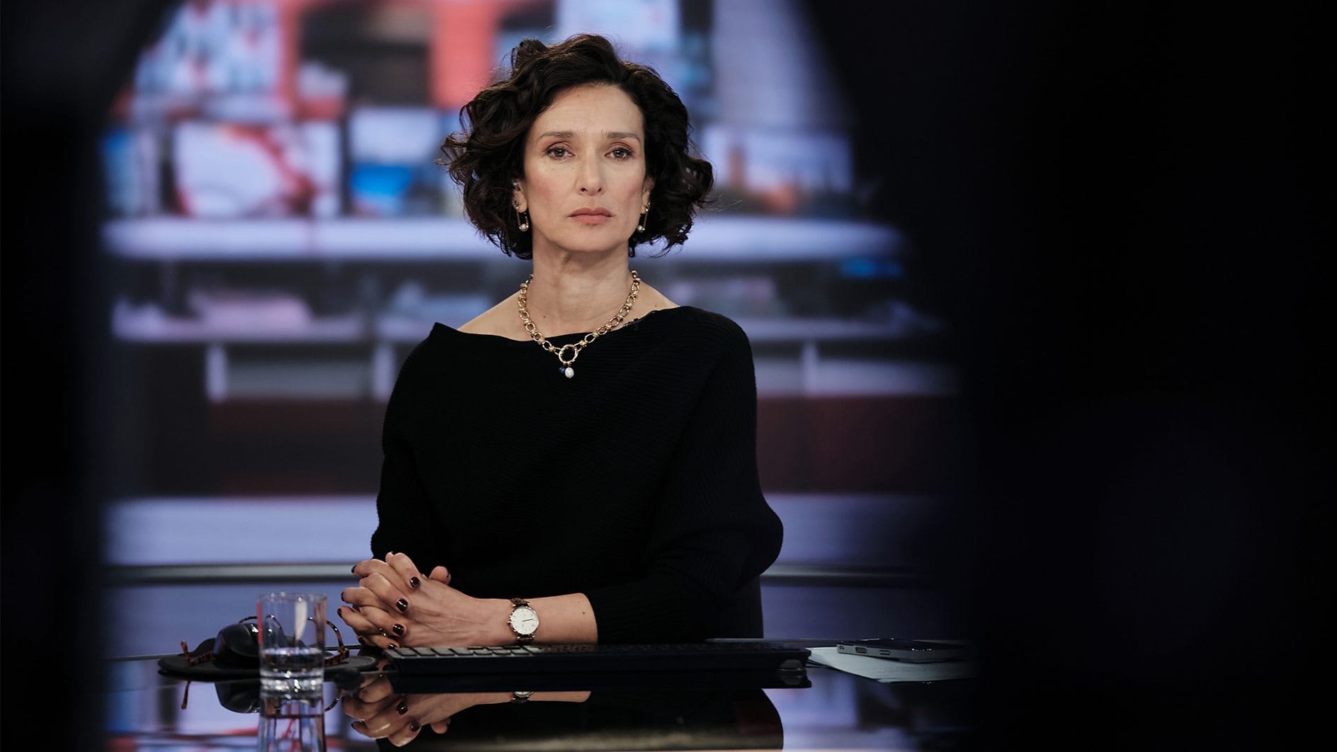Indira Varma as Khadija Khan in 'The Capture' Season 3