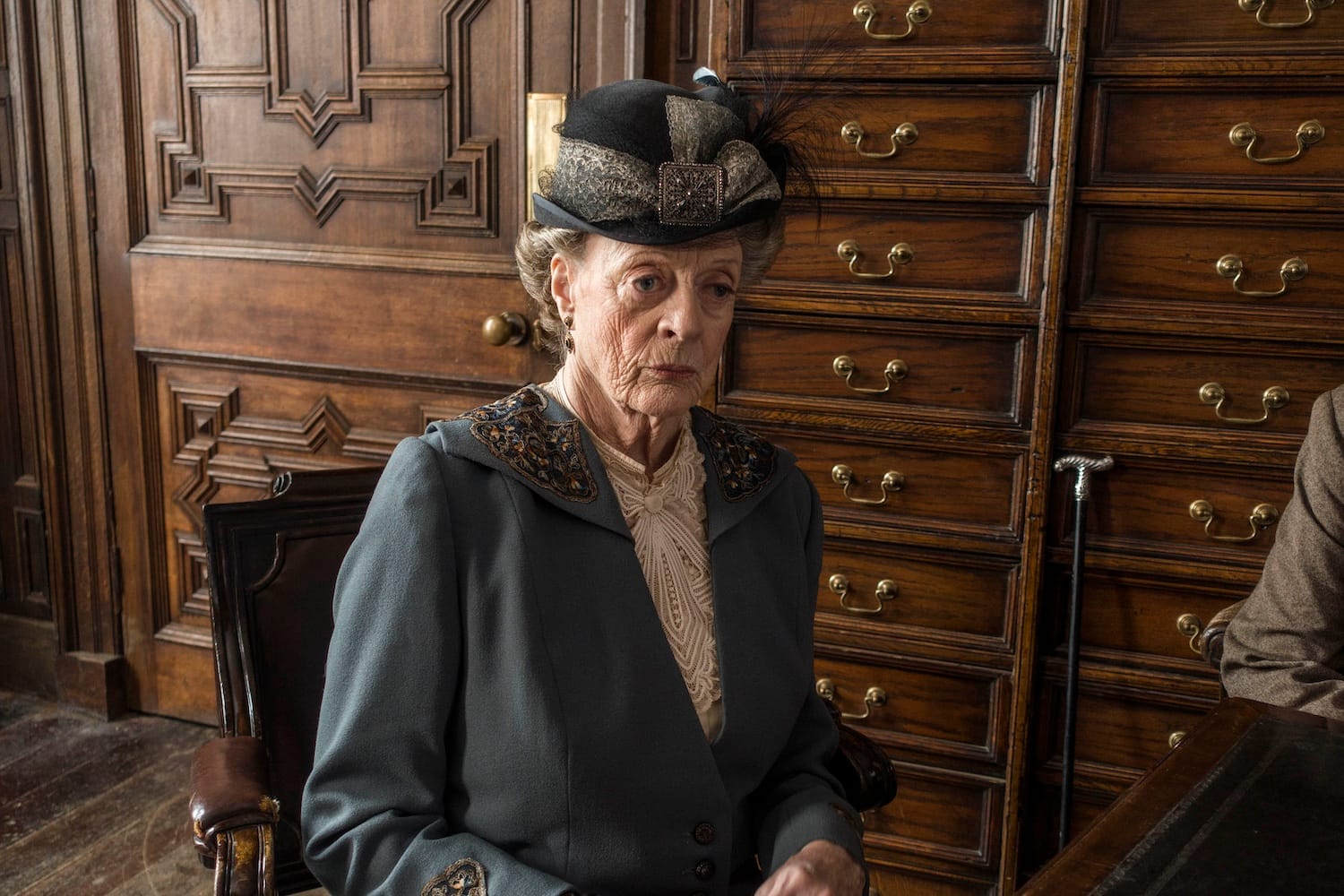 Violet Crawley (Maggie Smith)