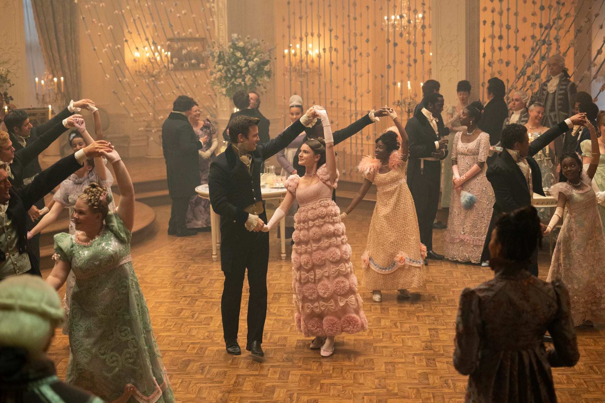 Luke Thompson as Benedict Bridgerton and Florence Hunt as Hyacinth Bridgerton in 'Bridgerton' Season 4