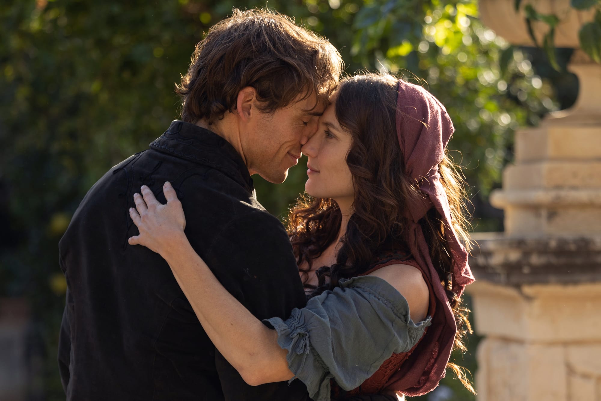 Sam Claflin and Ana Girardot in "The Count of Monte Cristo"