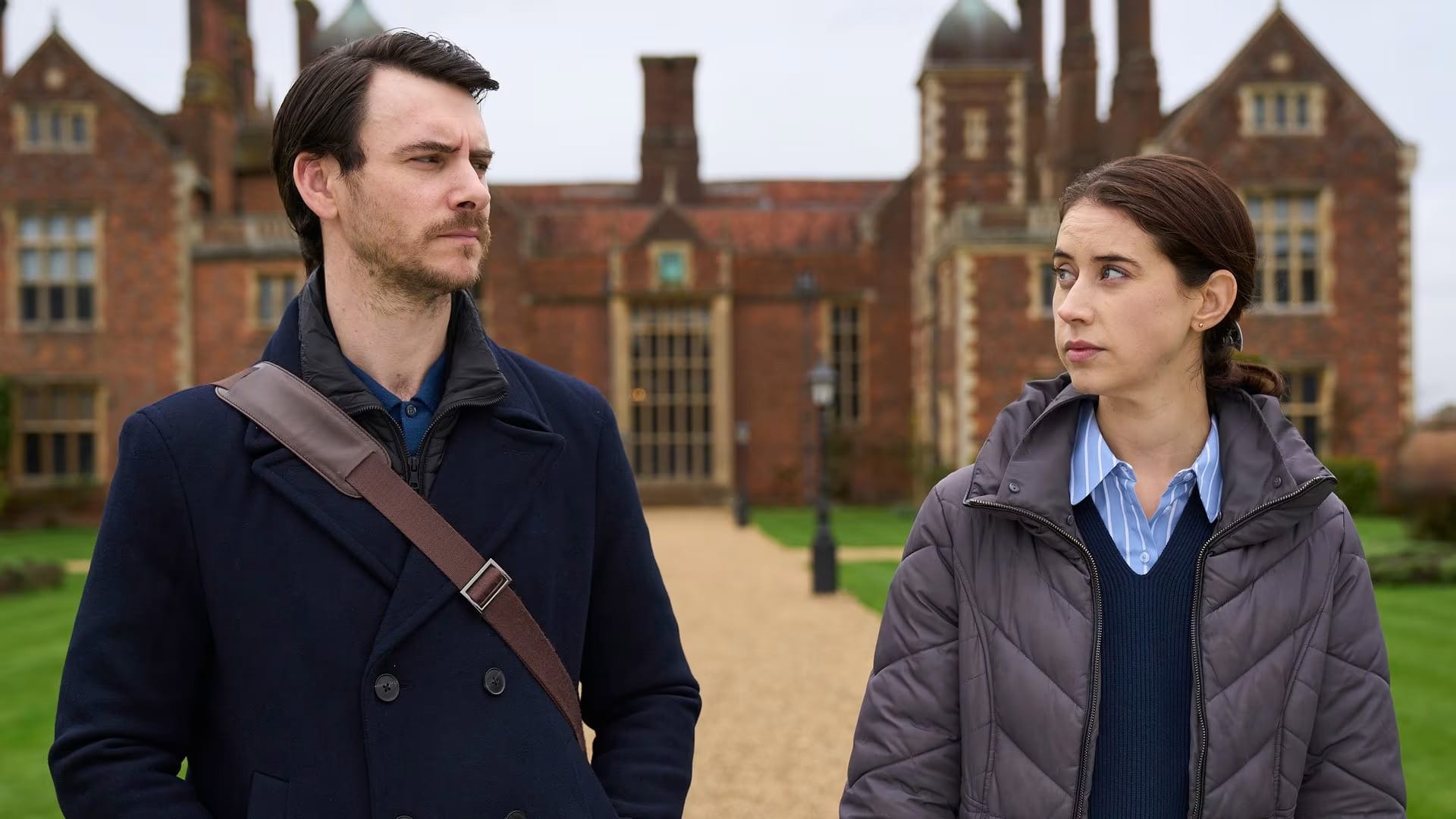 Harry Lloyd as DCI Hector Morgan and Liz Kingsman as DC Katie Jones in 'I Jack Wright' 