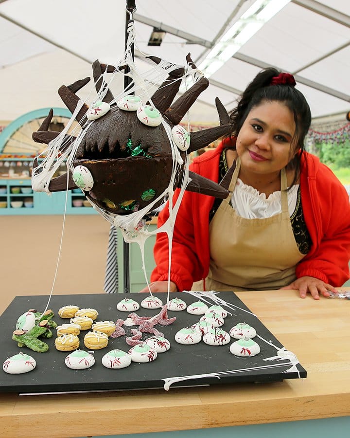  Syabira's Itsy Bitsy Spider Showstopper from The Great British Baking Show Collection 10's Halloween Week