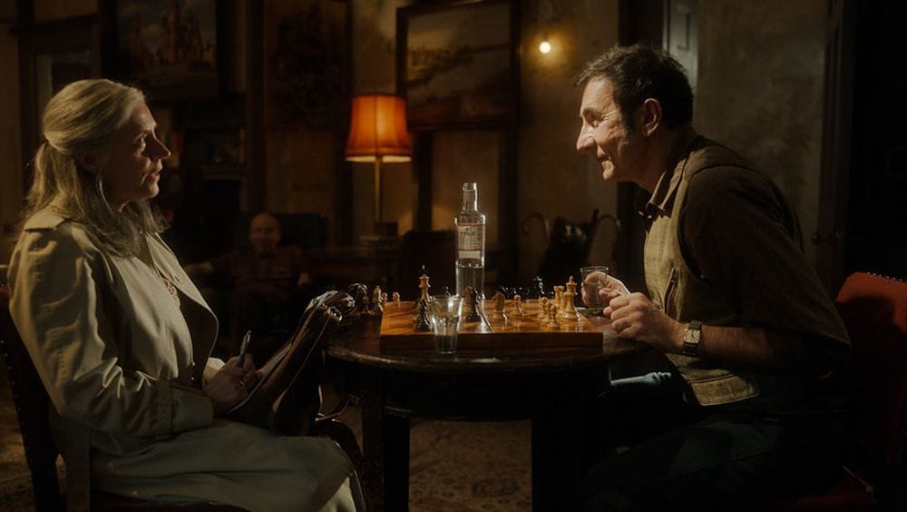 Saskia Reeves and Branko Djuric as Standish and Krymov&nbsp;in "Slow Horses"&nbsp;