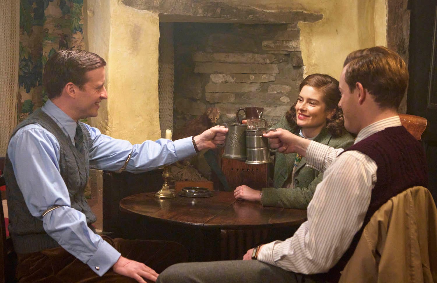 James (Nicholas Ralph), Helen (Rachel Shenton) and Tristan (Callum Woodhouse), take a well-deserved moment to celebrate their survival of Georgina the cat.