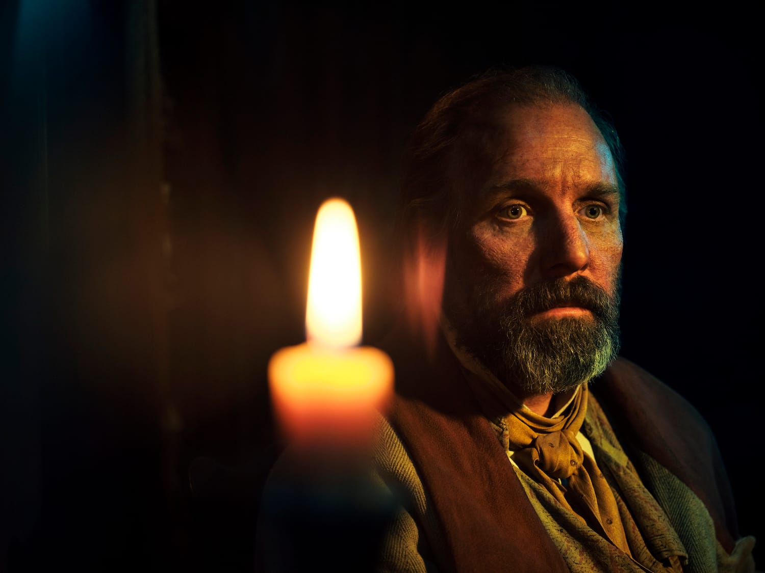 Magwitch (Johnny Harris).