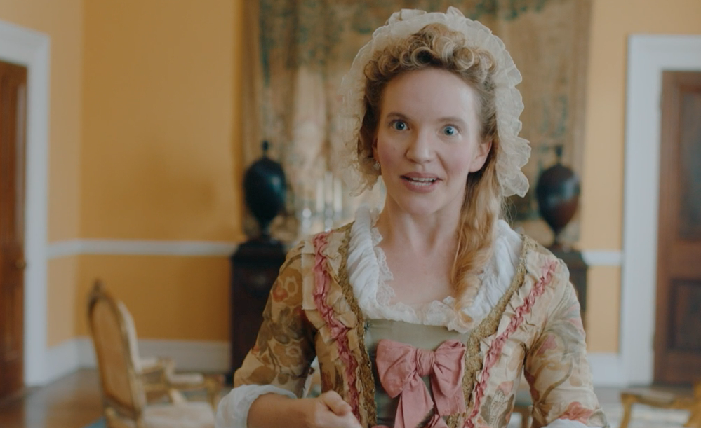 Aunt Harriet (Tamzin Merchant).