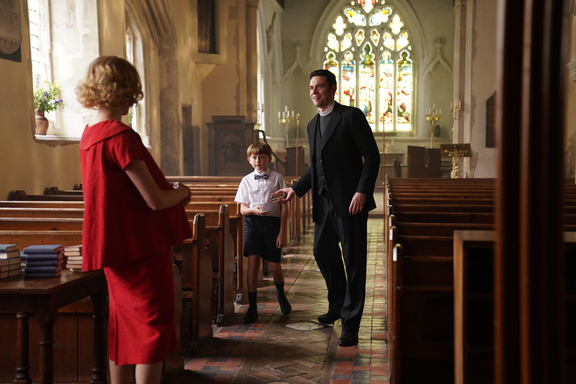 Tom Brittney and Charlotte Ritchie in "Grantchester" Season 8