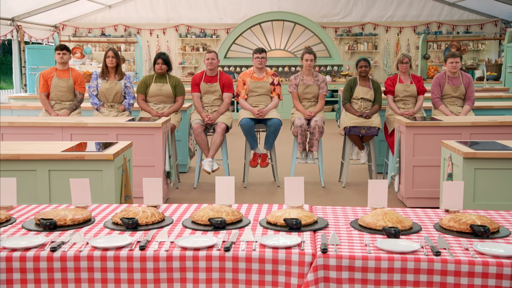 Technical Challenge Altar from 'The Great British Baking Show' Season 14's Pastry Week