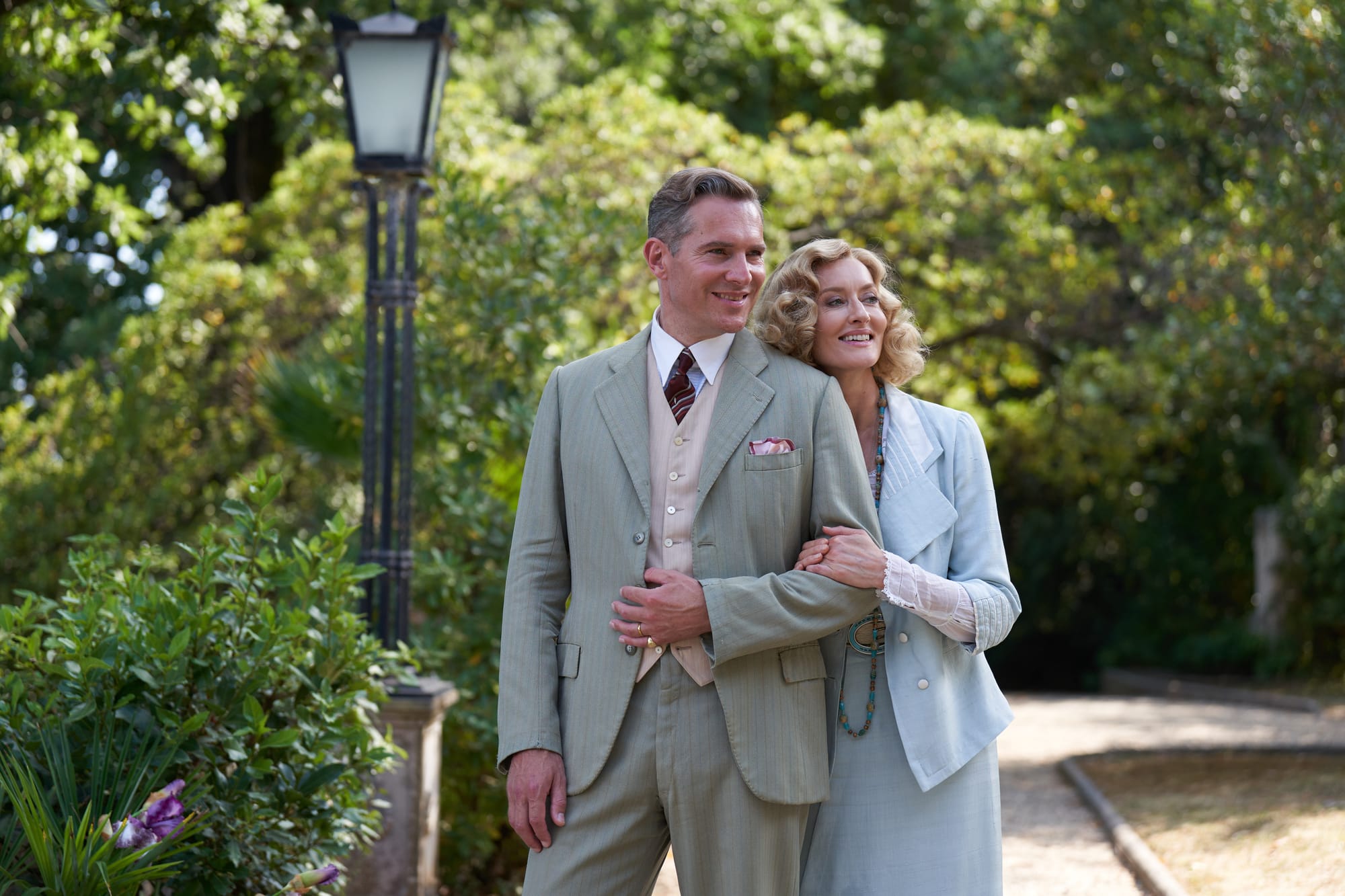 Natascha McElhone as Bella, Mark Umbers as Cecil in&nbsp;Hotel Portofino Season 2