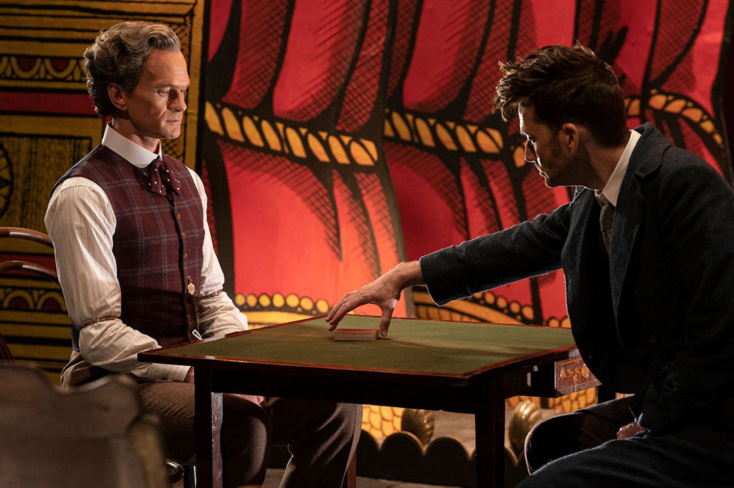 David Tennant and Neil Patrick Harris in "The Giggle"