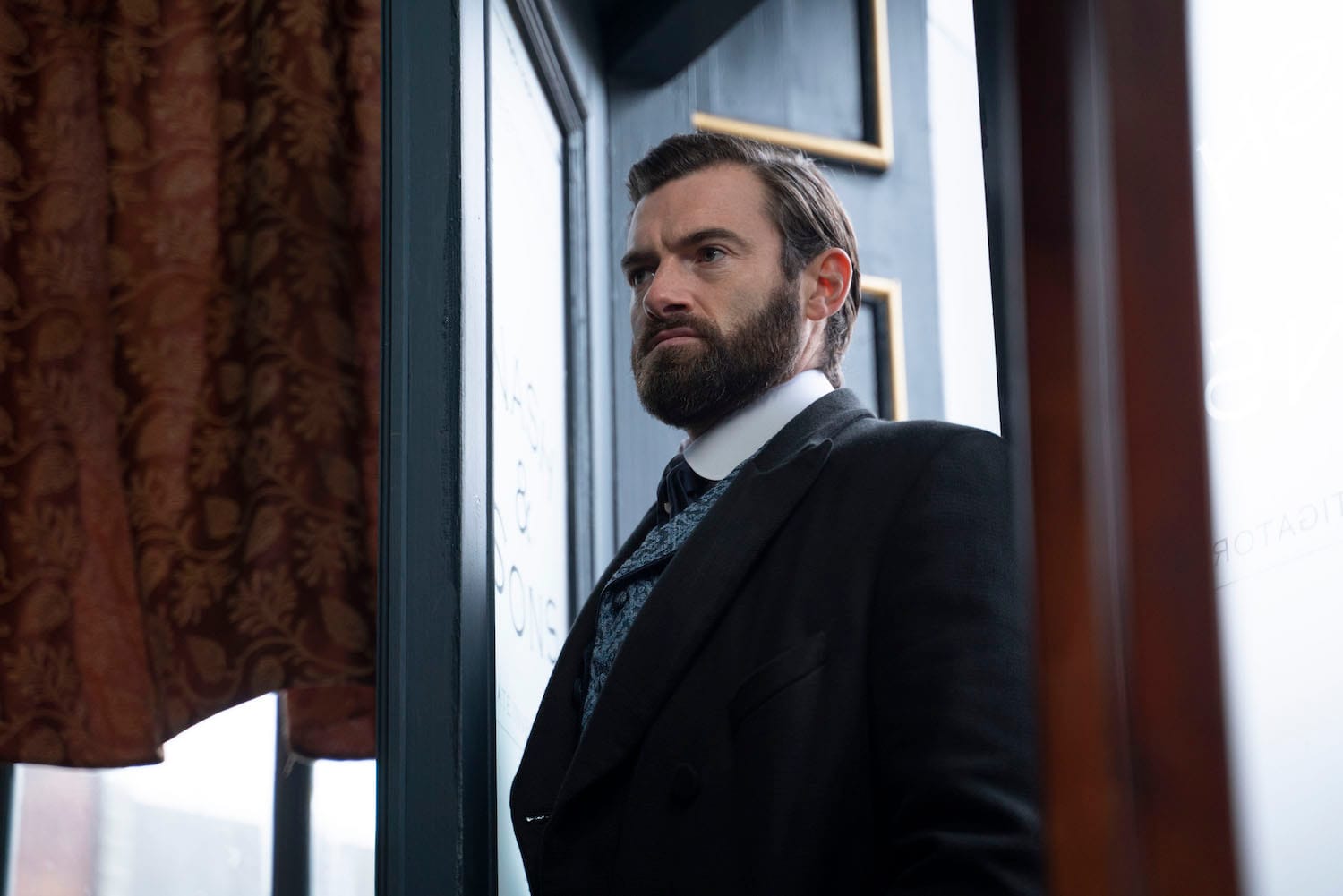 Stuart Martin in "Miss Scarlet &amp; The Duke" Season 4