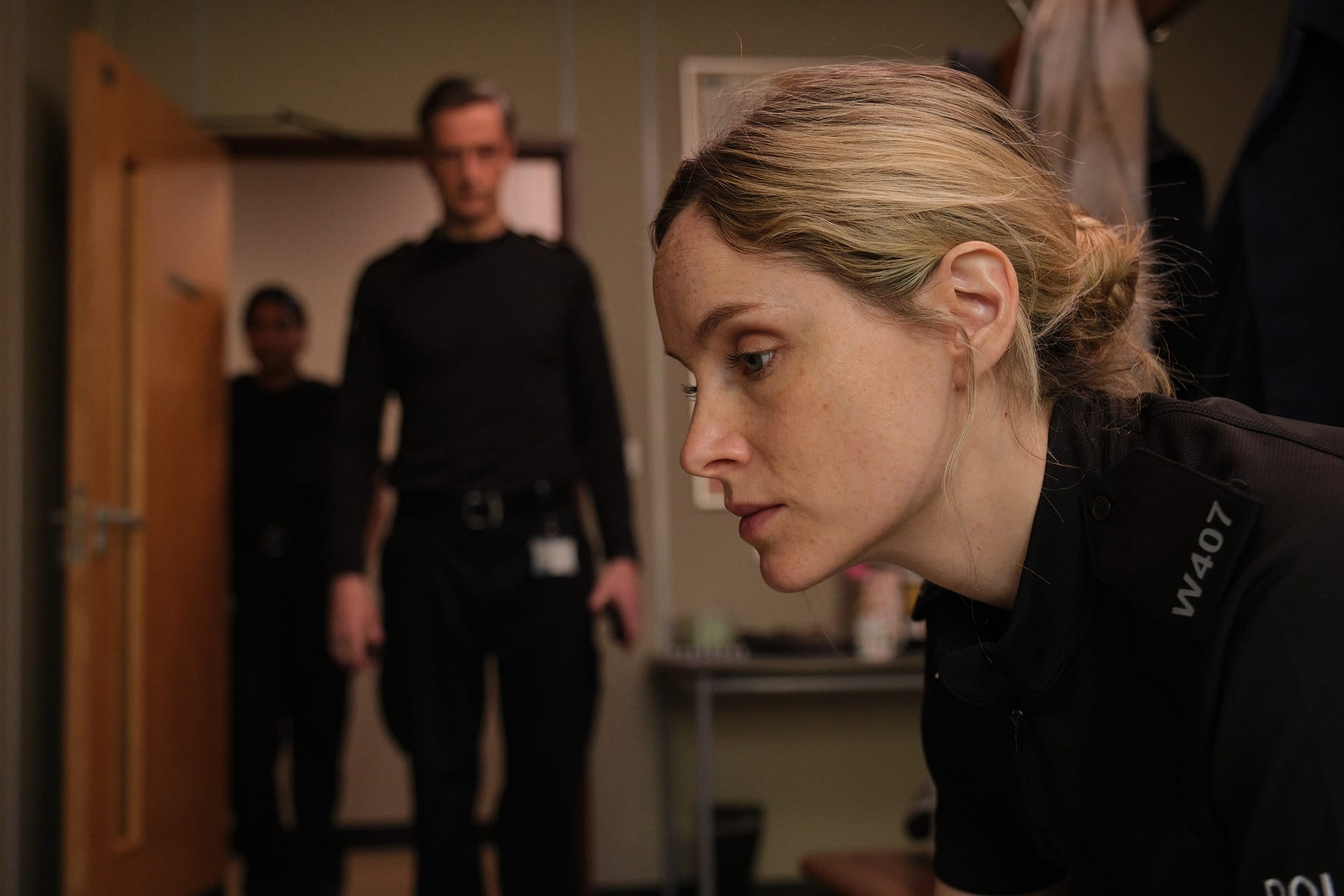 Sophie Rundle as Joanna Marshall, Nicholas Gleaves as Sgt Phil Mackie, and Tripti Tripuraneni as Deepa in 'After the Flood'