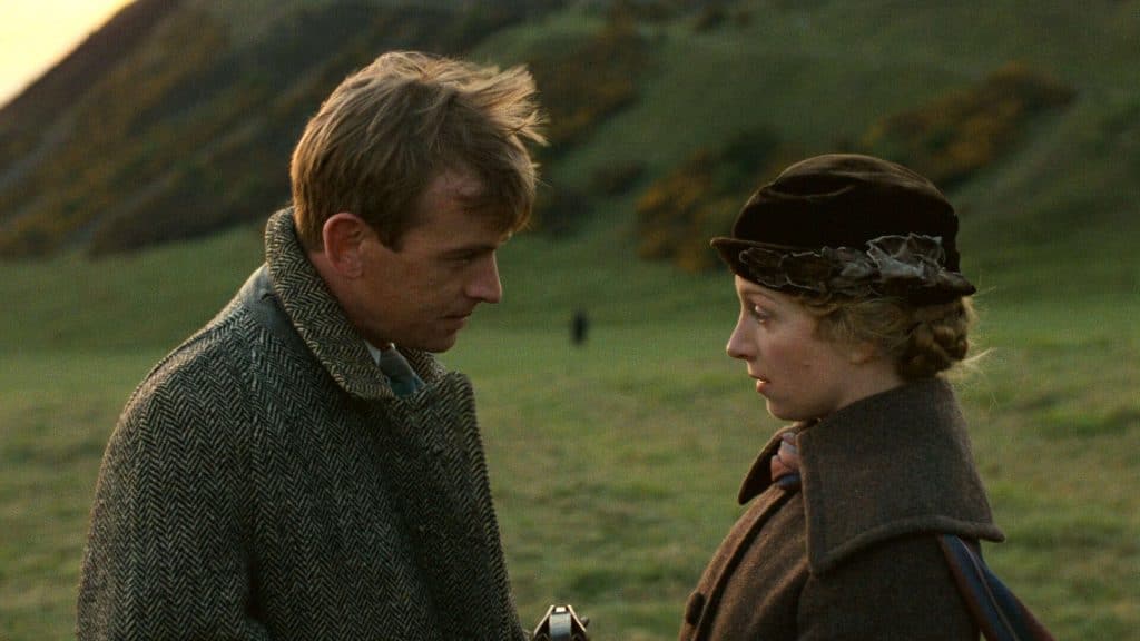 Eric Liddell (Ian Charleson) and his sister Jennie (Cheryl Campbell).