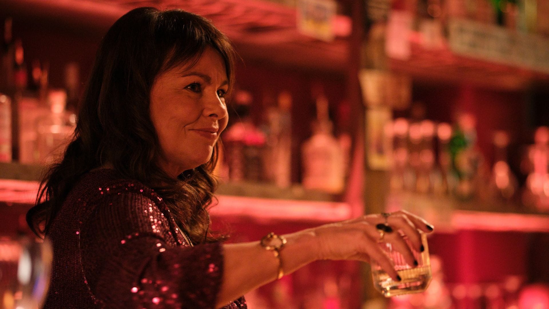 Annie Marling (Julie Graham).