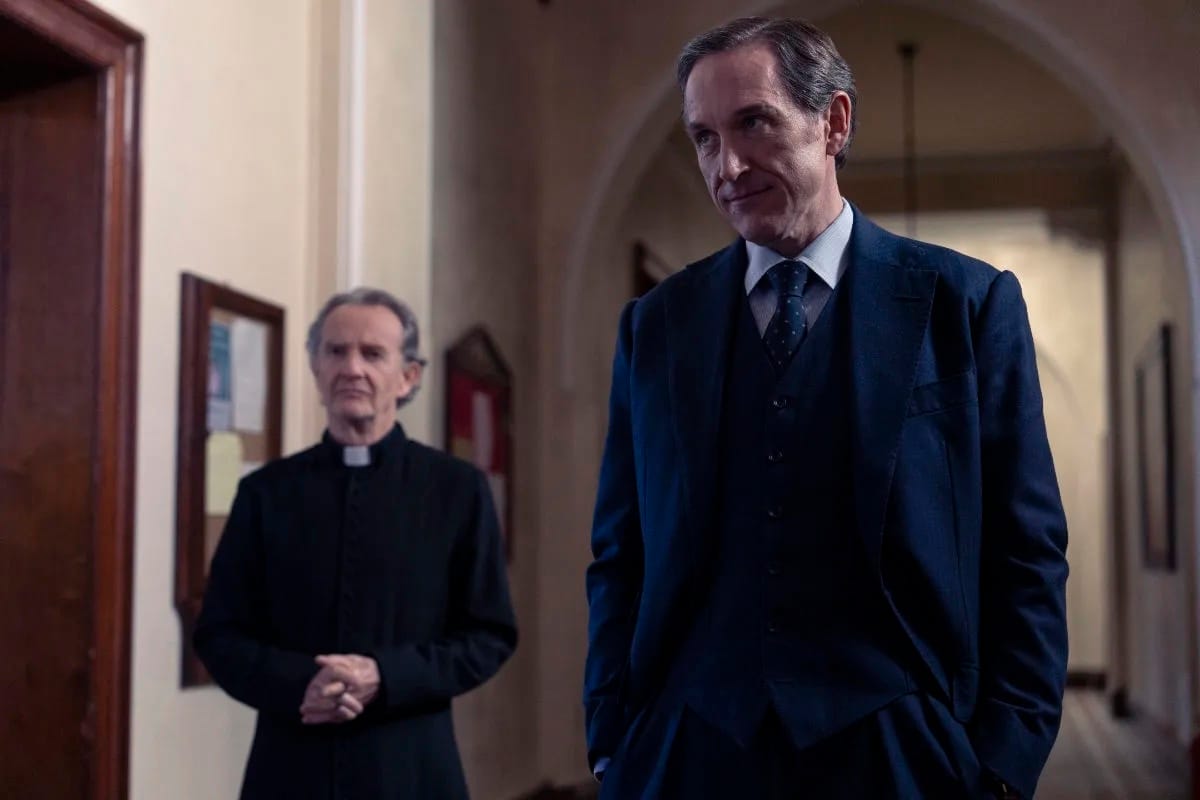 Fr. John Betterton (Anton Lesser) and Bertie Carvel (Adam Dalgliesh).