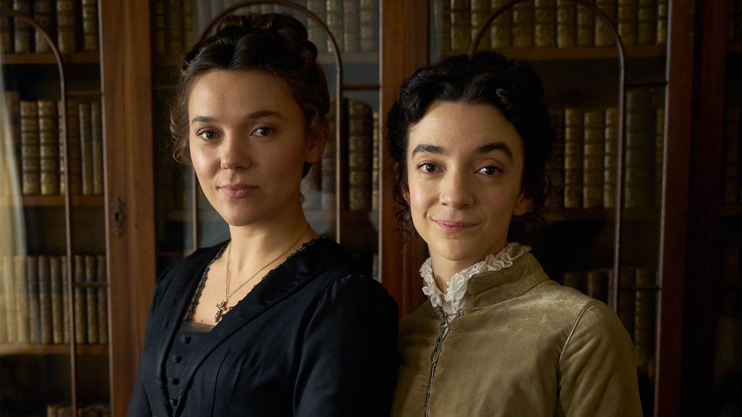 Synnøve Karlsen and Patsy Ferran in "Miss Austen"