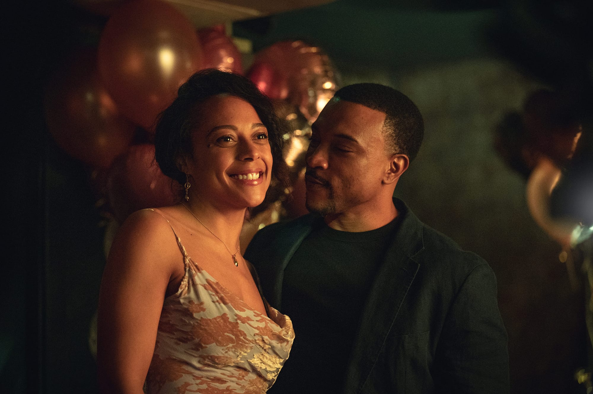 Rosalind Eleazar as Detective Kat Donovan and Ashley Walters as Buchanan in 'Missing You'