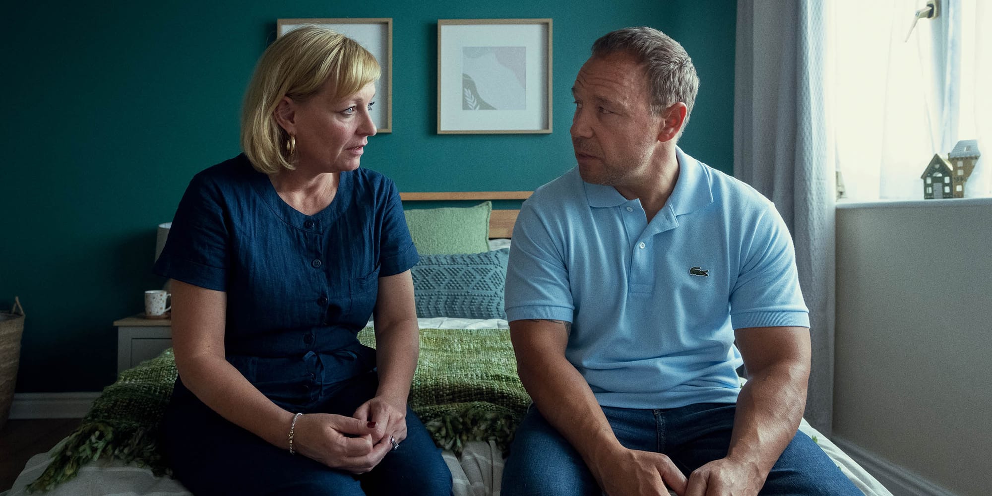 Christine Tremarco as Manda Miller, Stephen Graham as Eddie Miller in 'Adolescence'