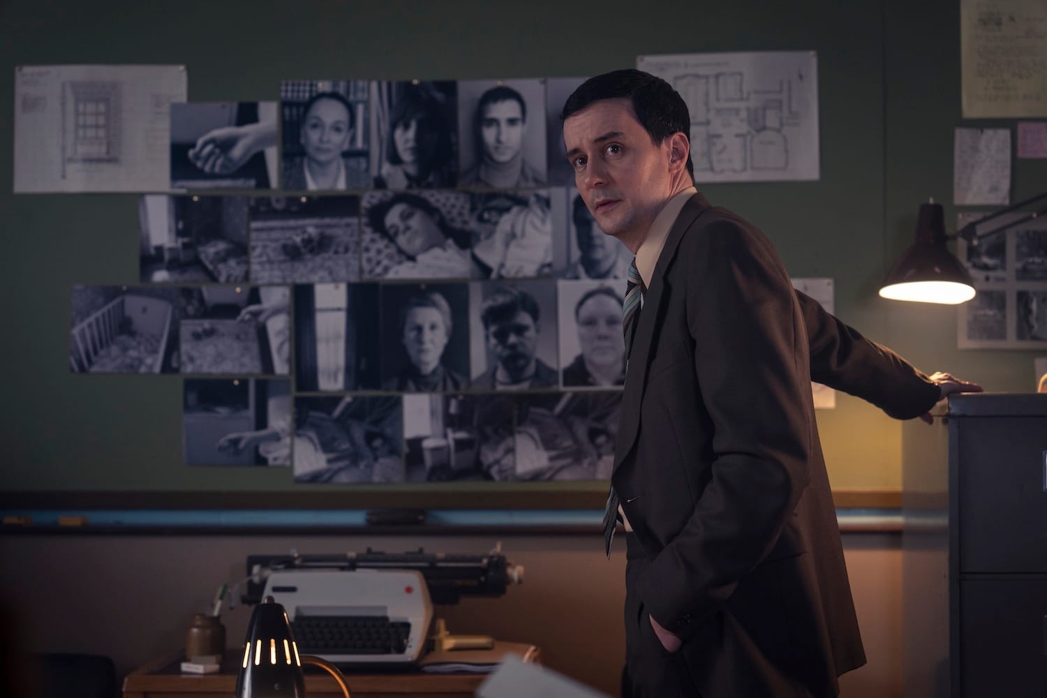 DI Clive Roscoe (Sam Swainsbury).