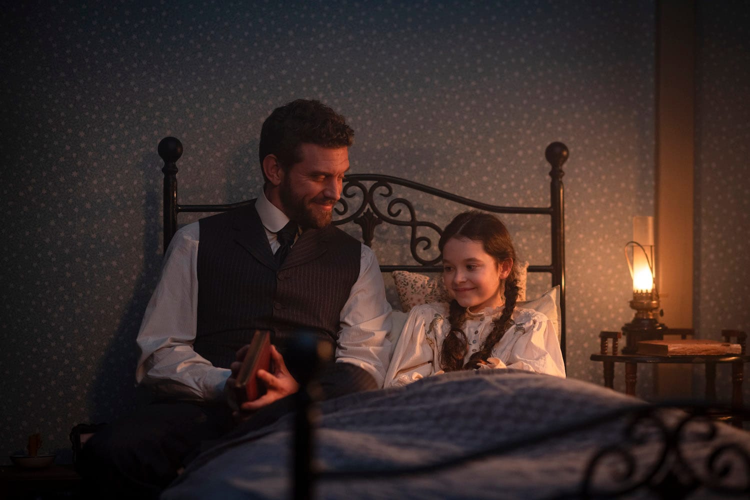 Tom Durant Pritchard in "Miss Scarlet' Season 5