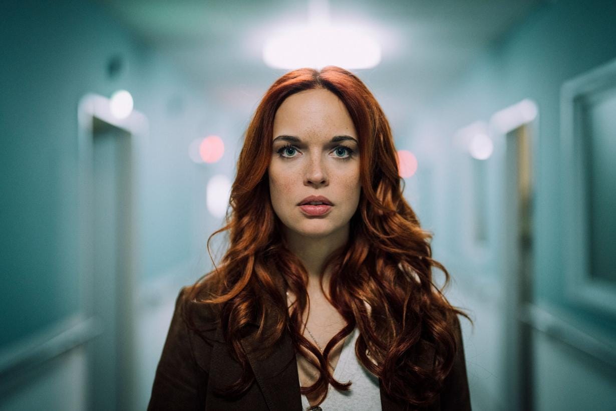 Aggy K Adams as Mia in 'The Couple Next Door' Season 2