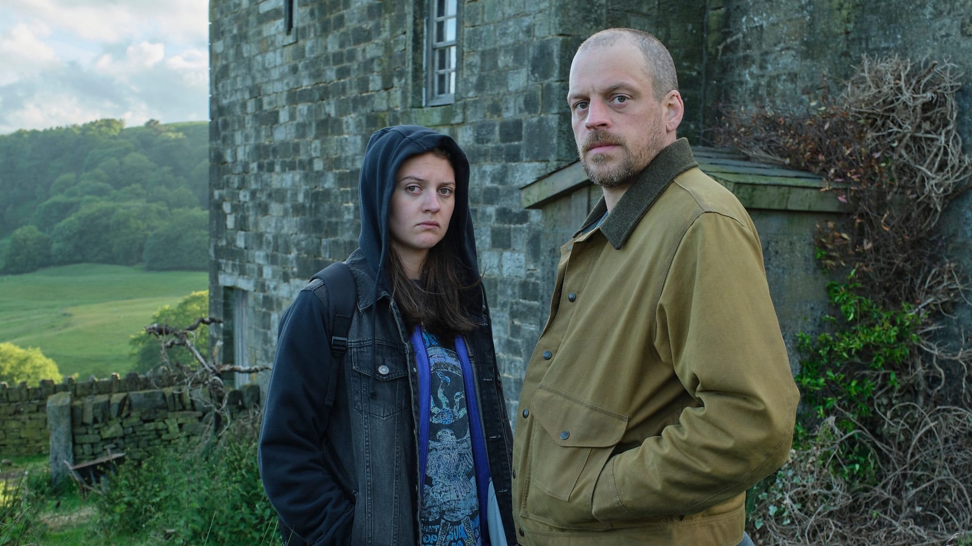 Lara Peake and Matthew Gurney as Daniel and Carly Brennan in 'Reunion'