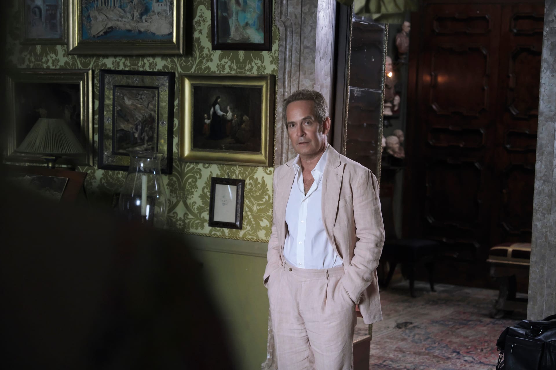 Tom Hollander as Quentin in 'The White Lotus' Season 2