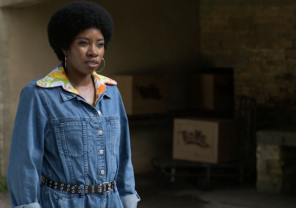 Berenice (Dani Mosley).