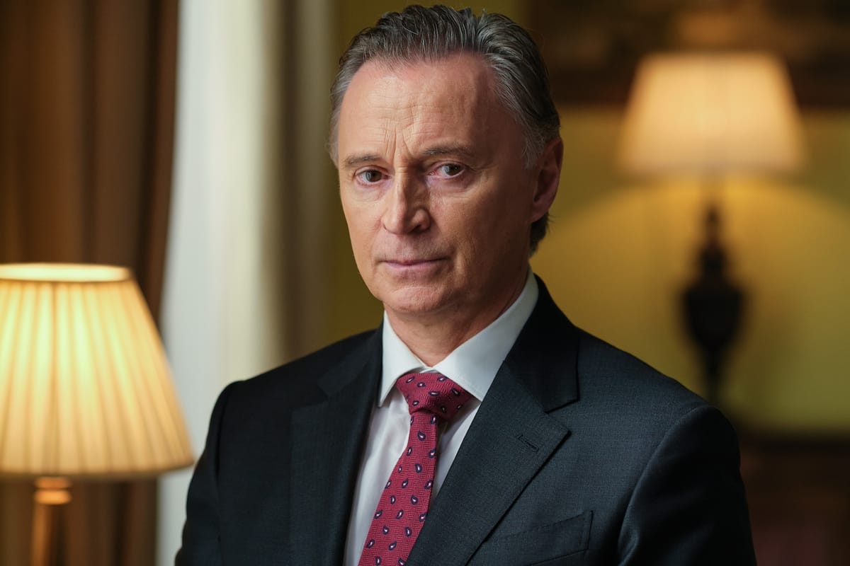 'Watson' Finally Gains a Sherlock in Robert Carlyle for Season 2