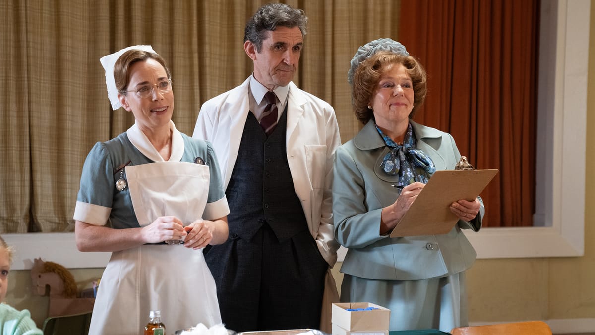Jenny Agutter & Laura Main Talk 'Call the Midwife's' Emotional Midpoint