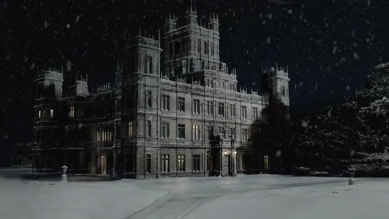 Christmas is Coming to Downton Abbey
