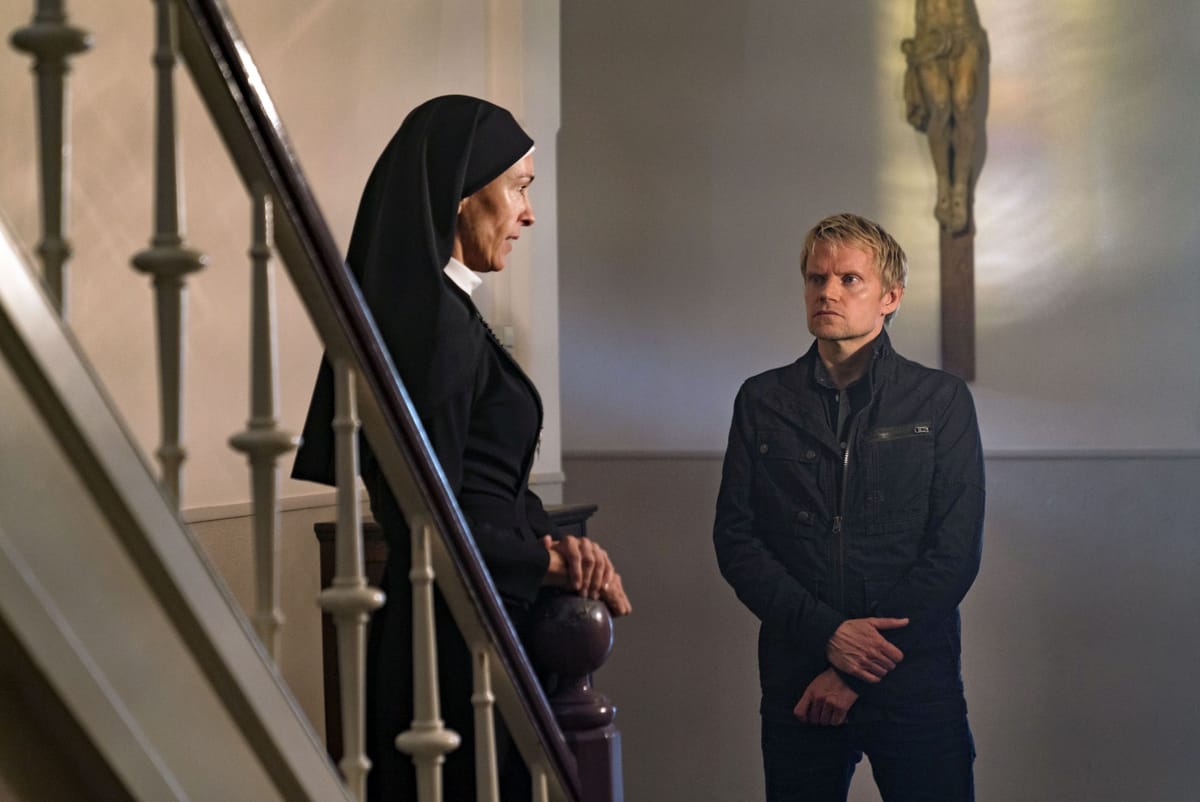 'Van Der Valk' Season 1 Episode 2 Recap: "Only In Amsterdam"