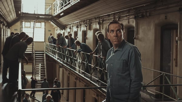 Professor T Inexplicably Adjusts to Jail in "Heir to the Throne"