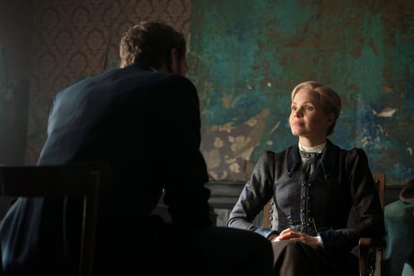 'Miss Scarlet' Starts Over in Season 5 Premiere "The Rival"