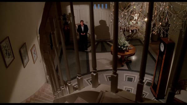 'War of the Roses' Remake Will Bloom in August