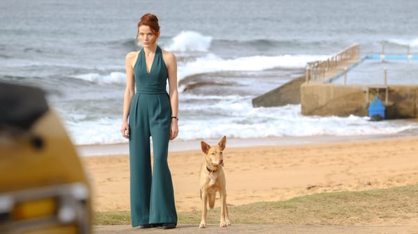 'Return to Paradise' Season 2's First Images Take Us Back Down Under to Dolphin's Cove