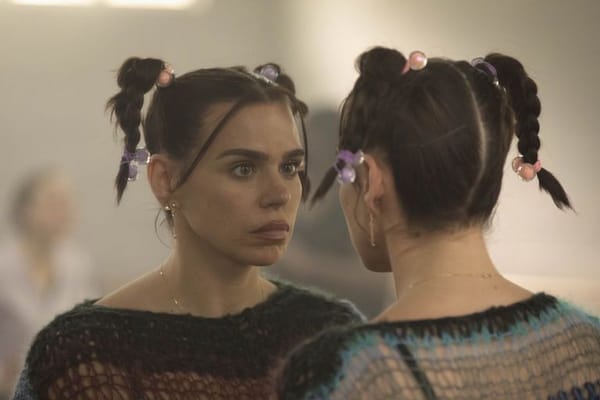 Get Your First Look at 'I Hate Suzie' Season 2